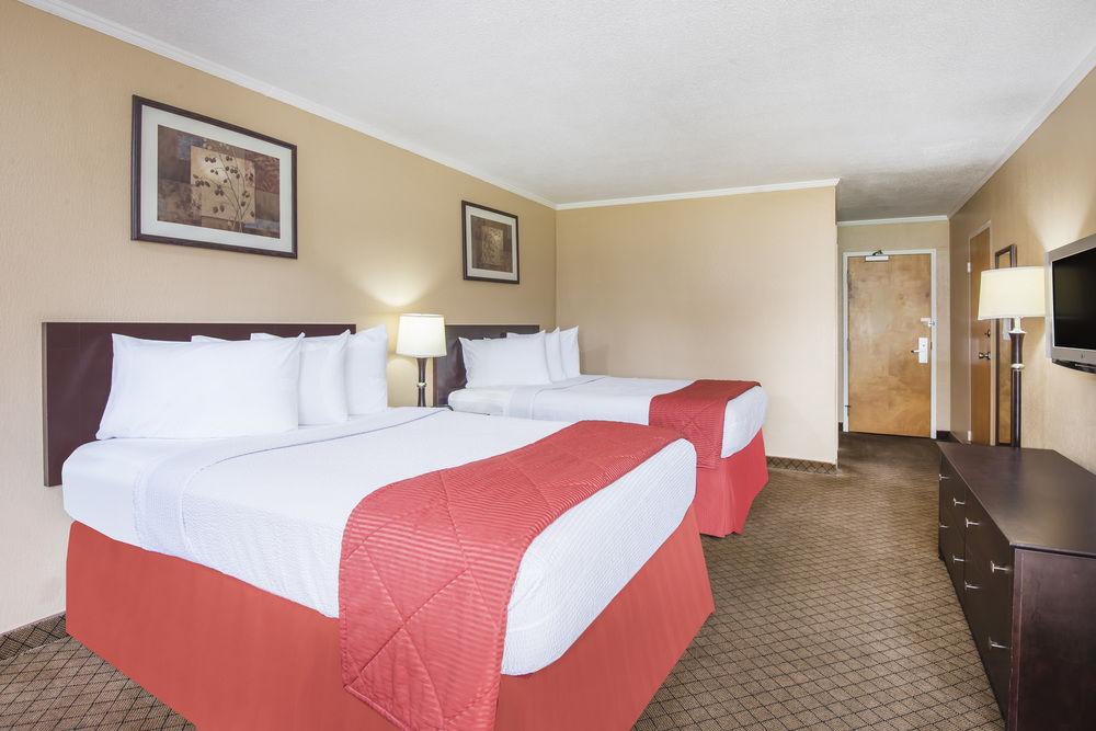Red Roof Inn Ashtabula - Austinburg מראה חיצוני תמונה