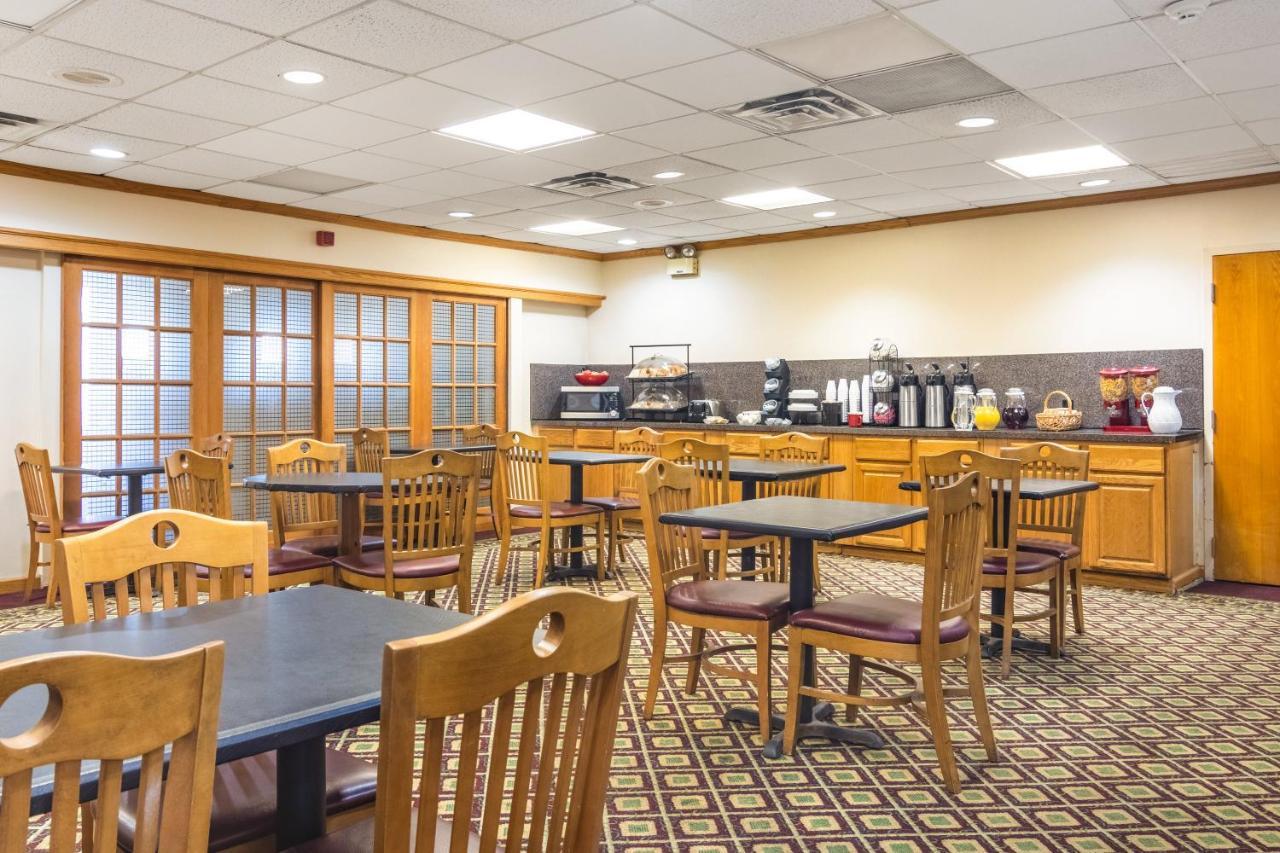 Red Roof Inn Ashtabula - Austinburg מראה חיצוני תמונה