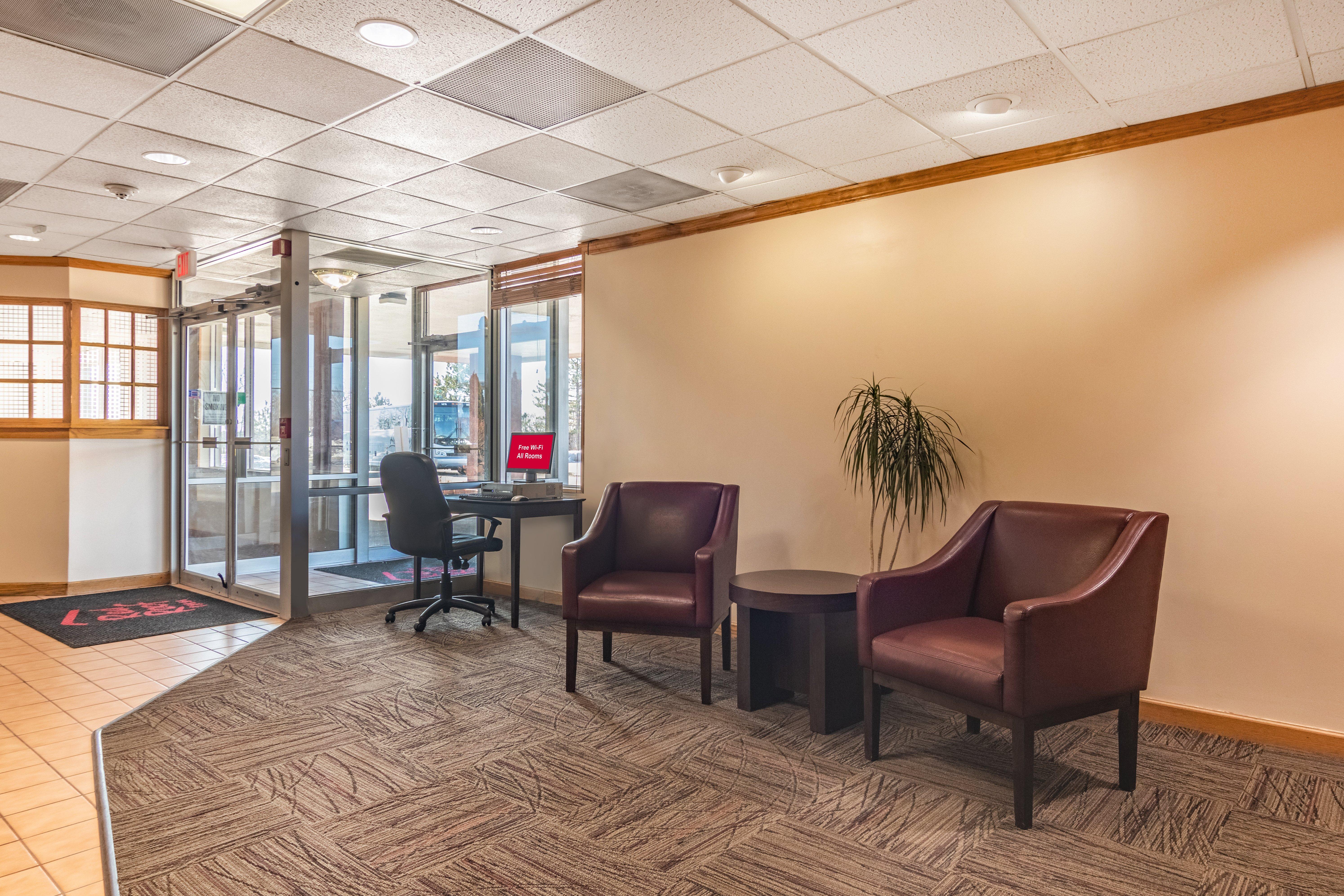 Red Roof Inn Ashtabula - Austinburg מראה חיצוני תמונה